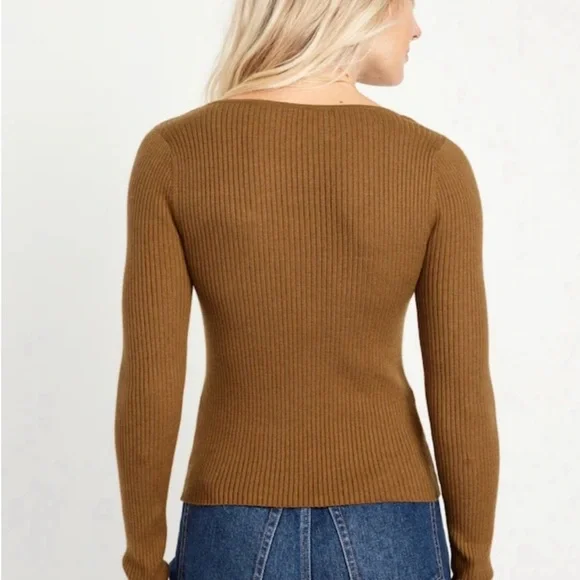 Old Navy Fitted Rib-Knit Sweater - Picture 2 of 6